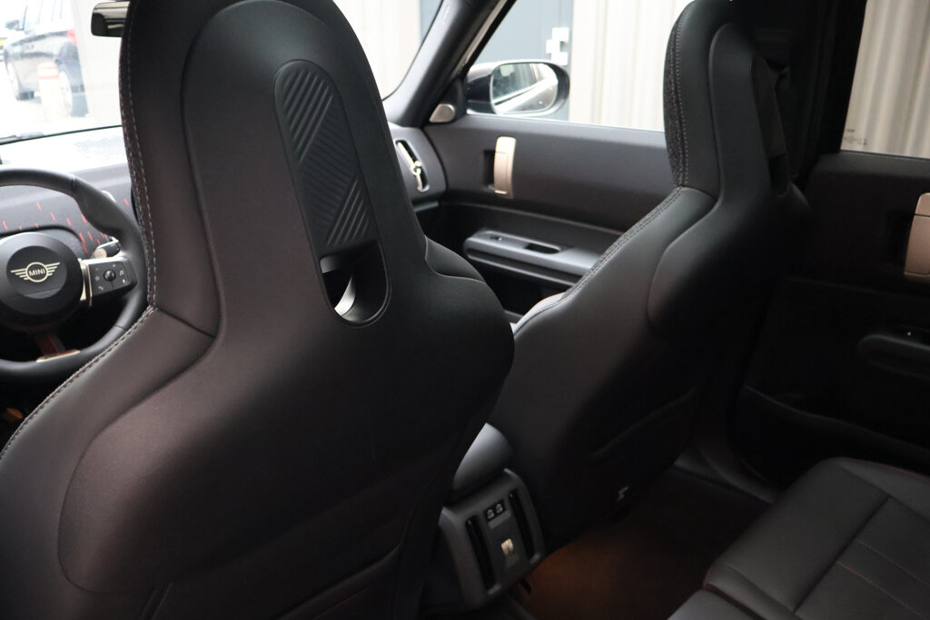MINI Countryman 27