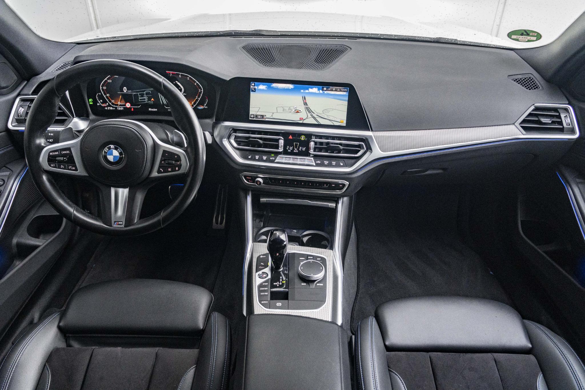 BMW 3 Serie 320i Sedan - Afbeelding 3
