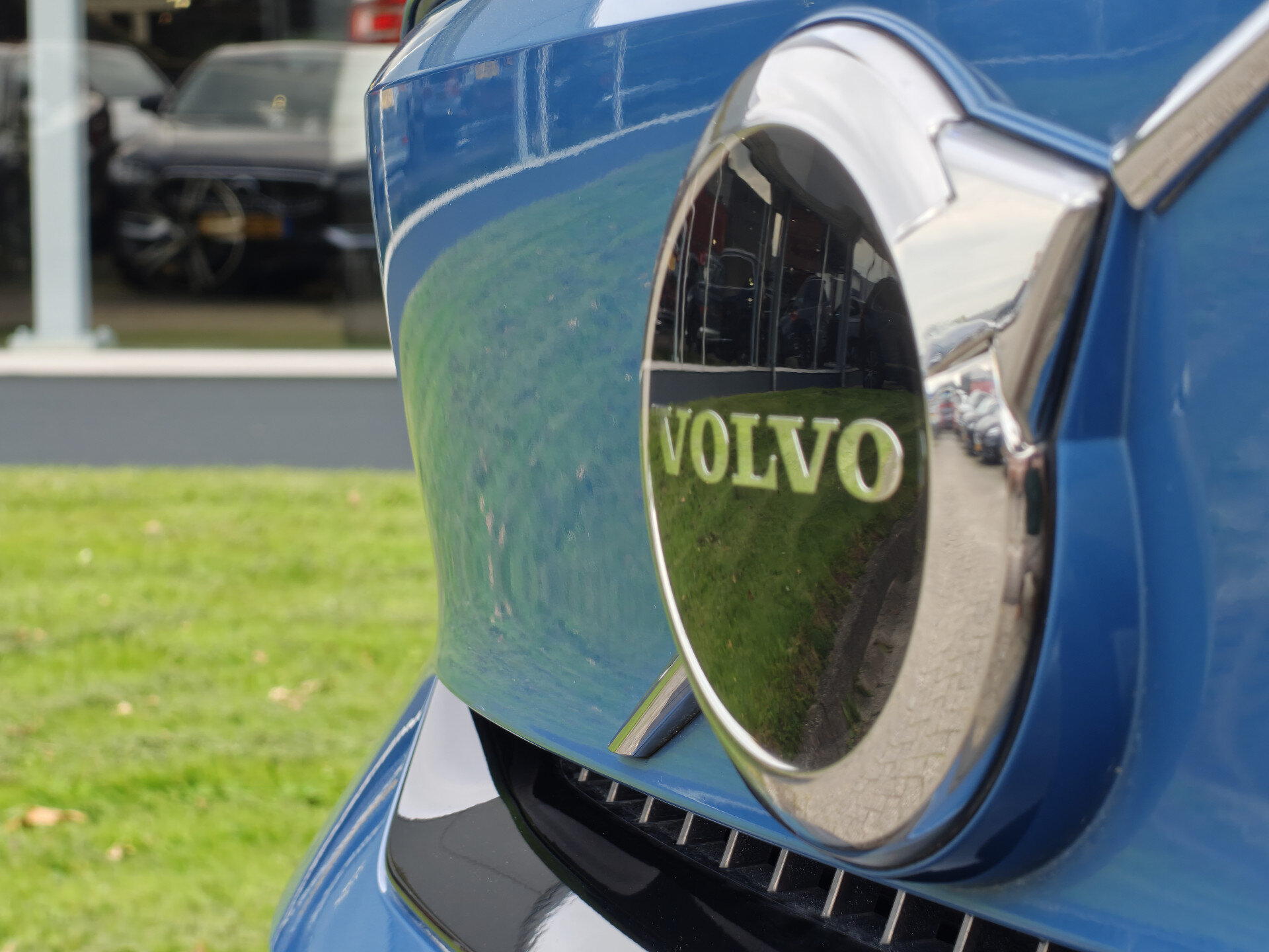 Volvo XC40 232PK Recharge Core 70 kWh - Afbeelding 4