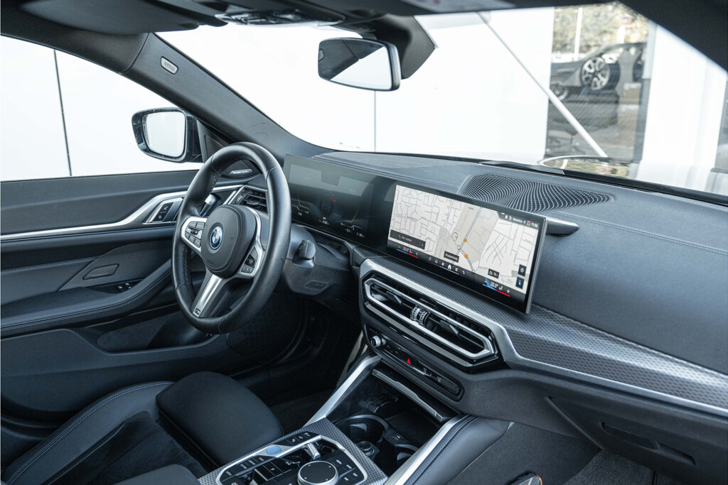BMW i4 21