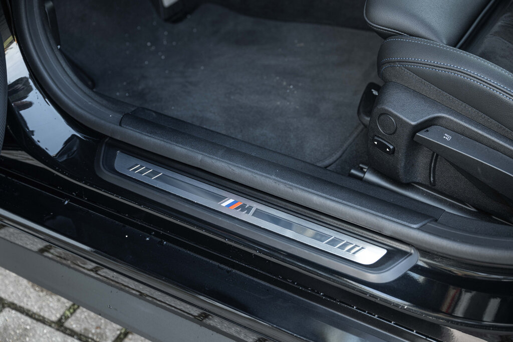 BMW i4 33