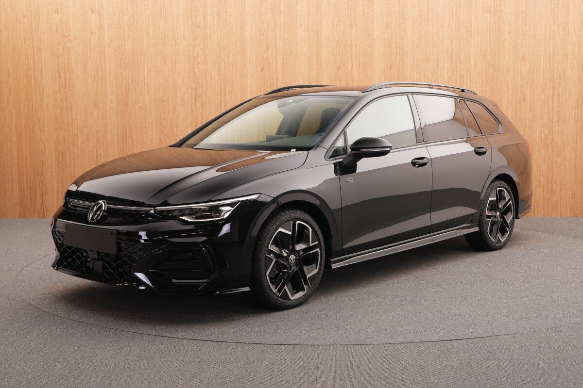 Volkswagen Golf Variant 1.5 TSI 150 PK R-Line | Camera | Carplay | Leder | PDC | Stoelverw. | ACC | Climate