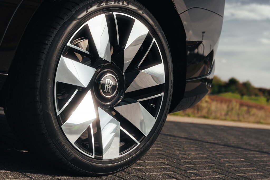 Rolls-Royce Cullinan - foto 8