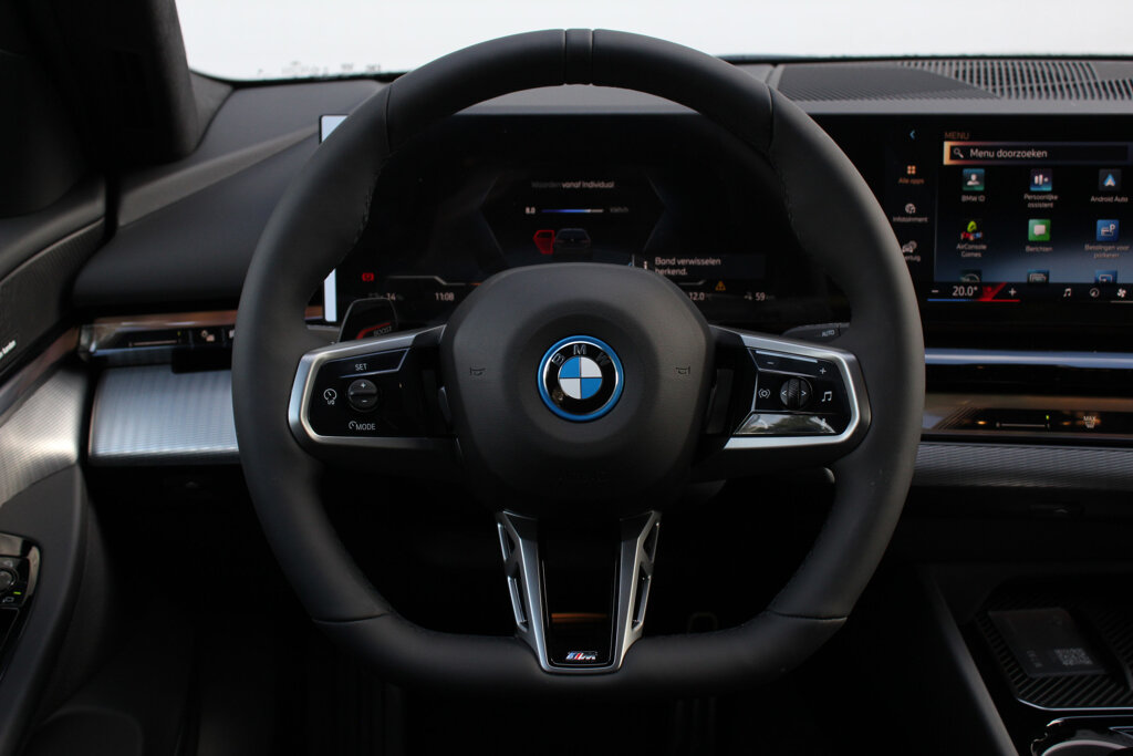 BMW i5 3