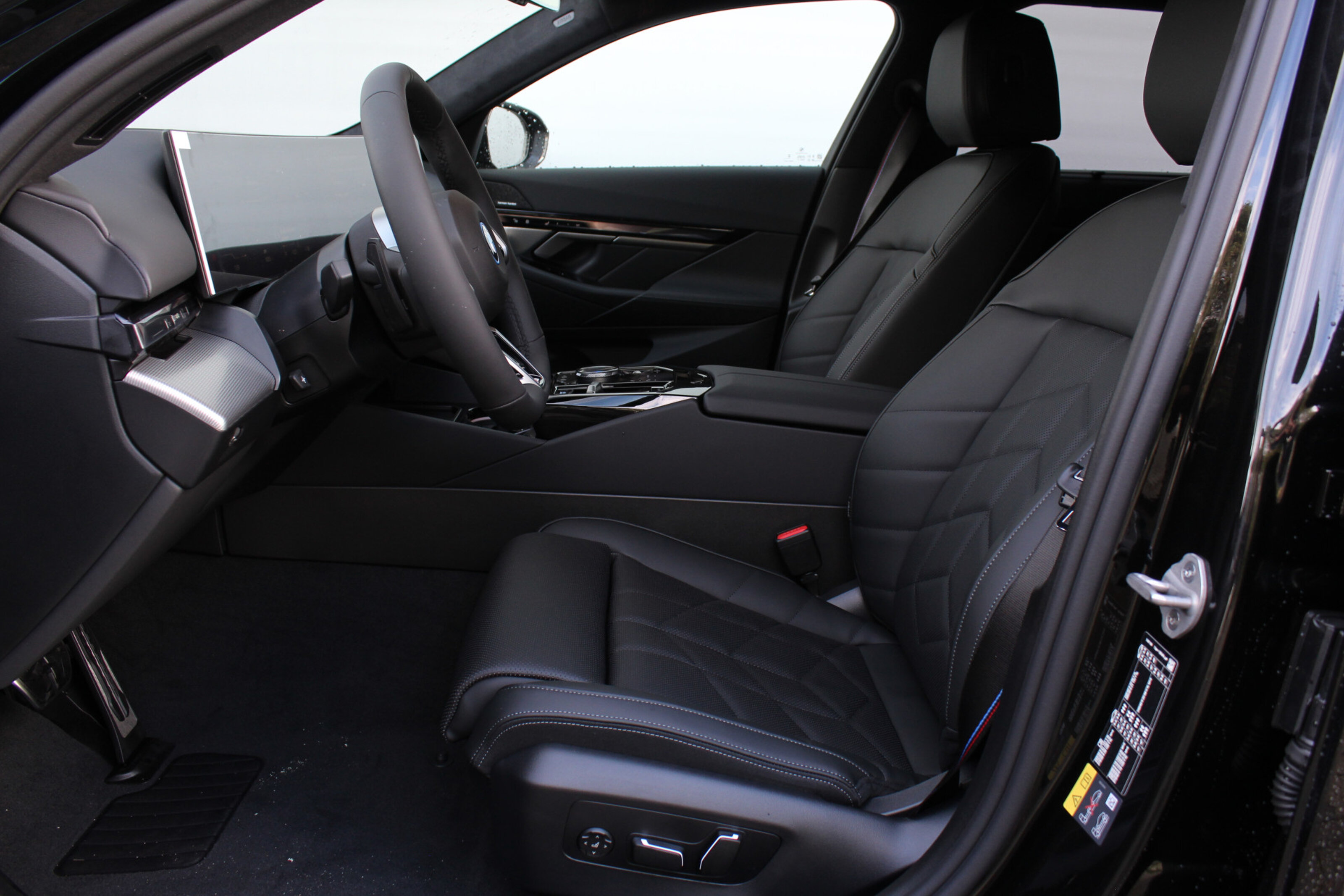 BMW i5 6