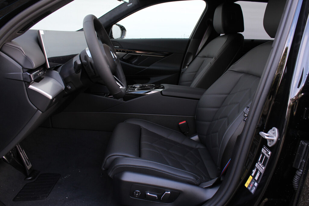 BMW i5 6