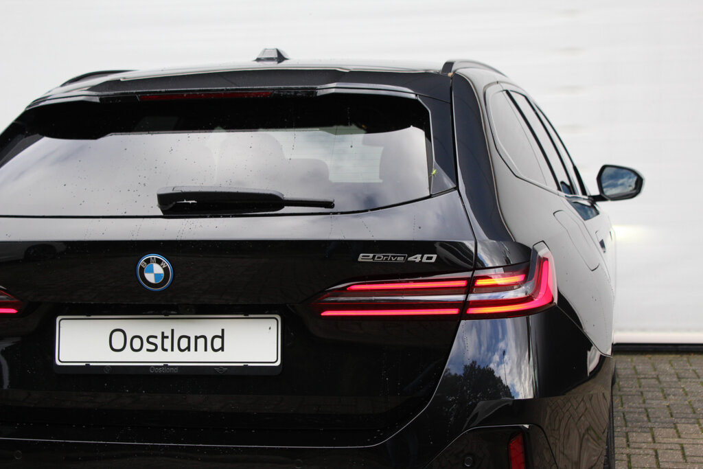 BMW i5 10