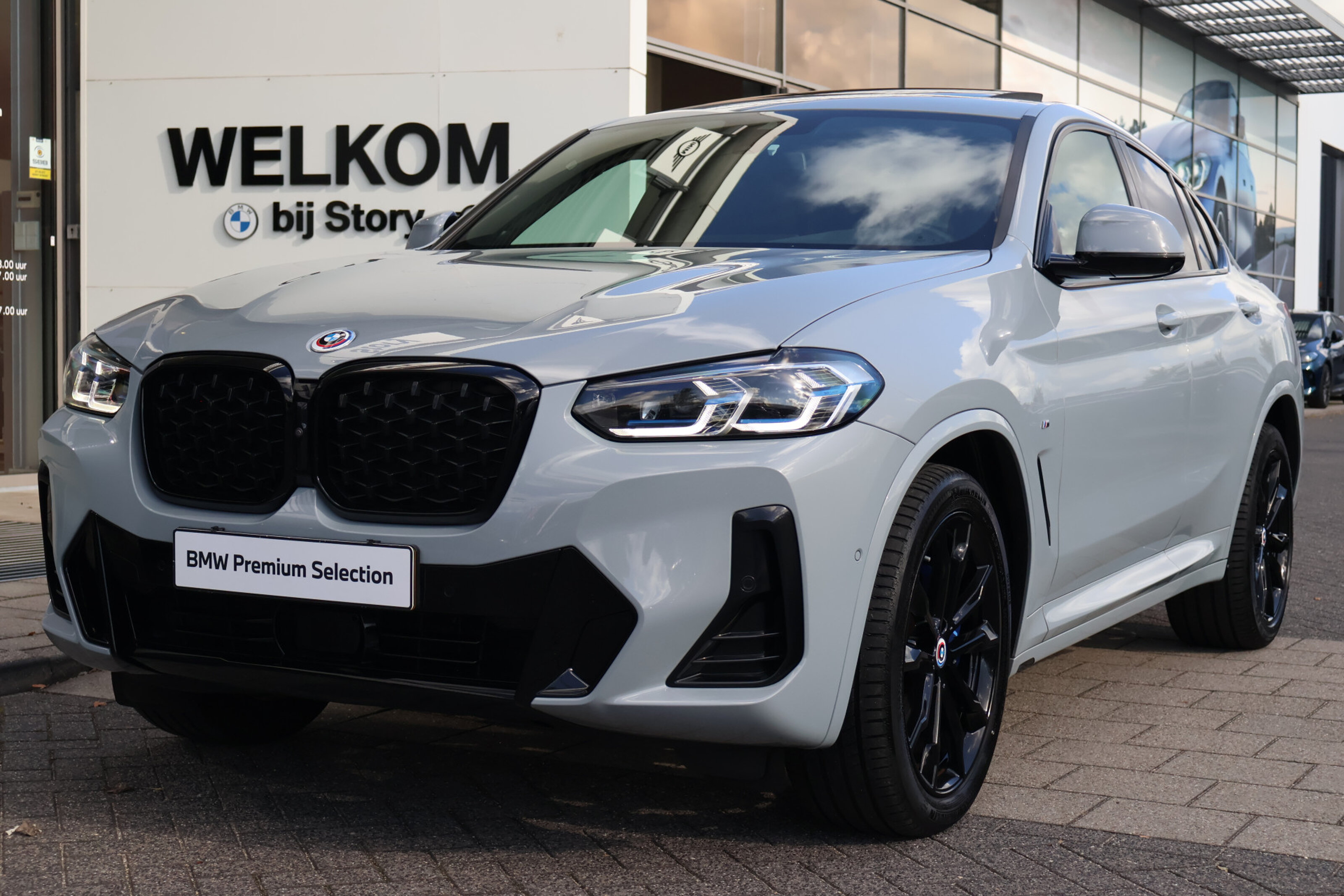 BMW X4 xDrive20i High Executive M Sport Automaat