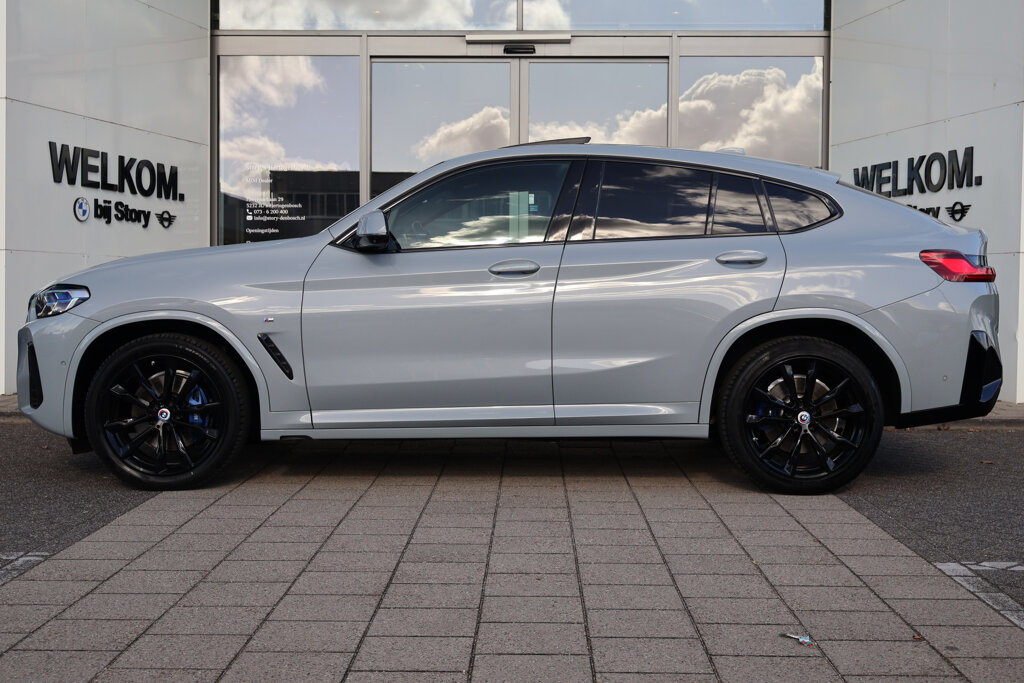 BMW X4 7