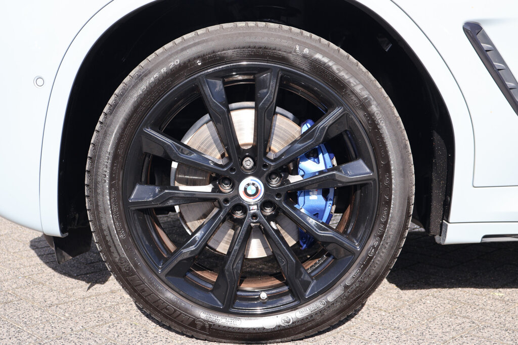 BMW X4 13