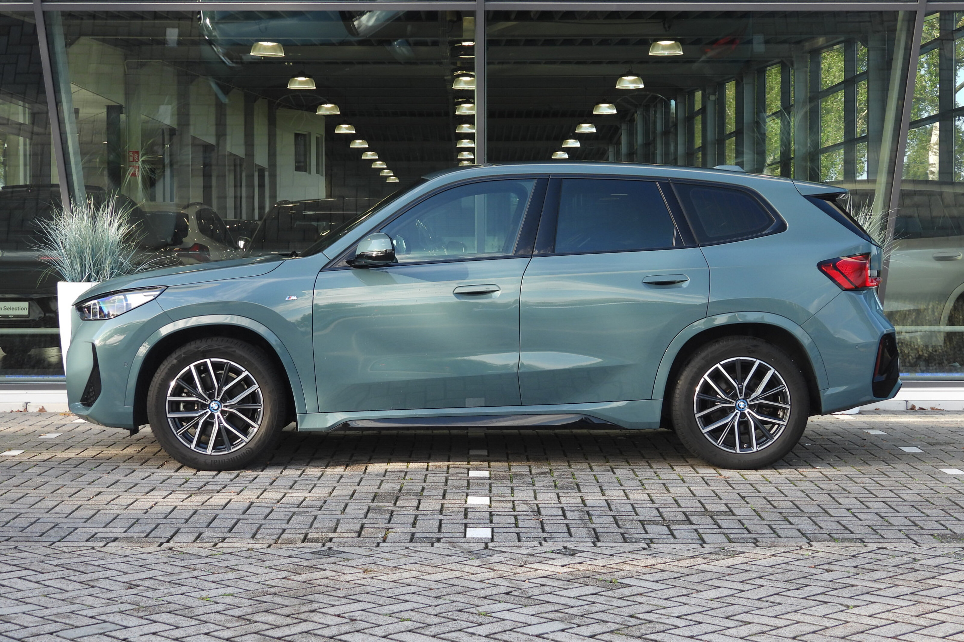 BMW iX1 xDrive30 M Sport