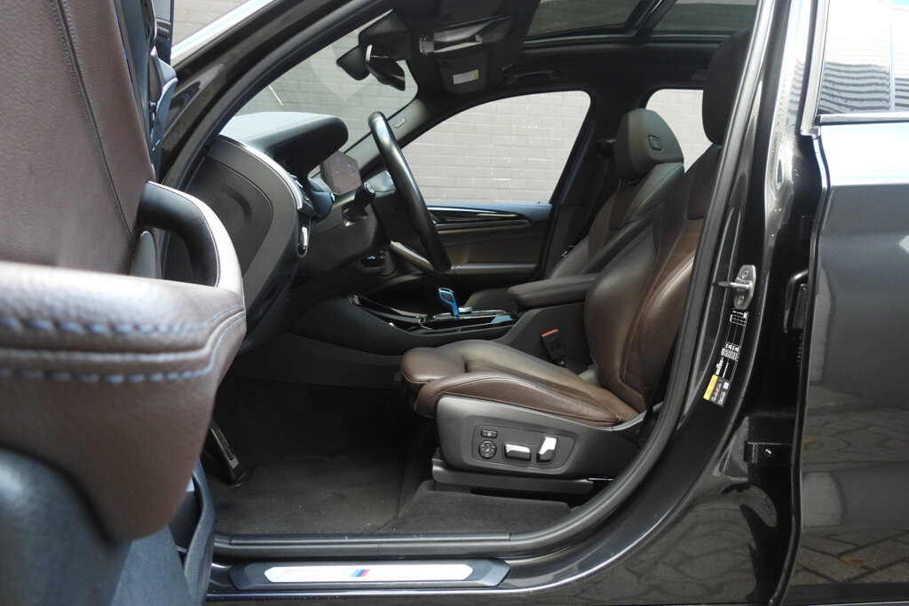 BMW iX3 15