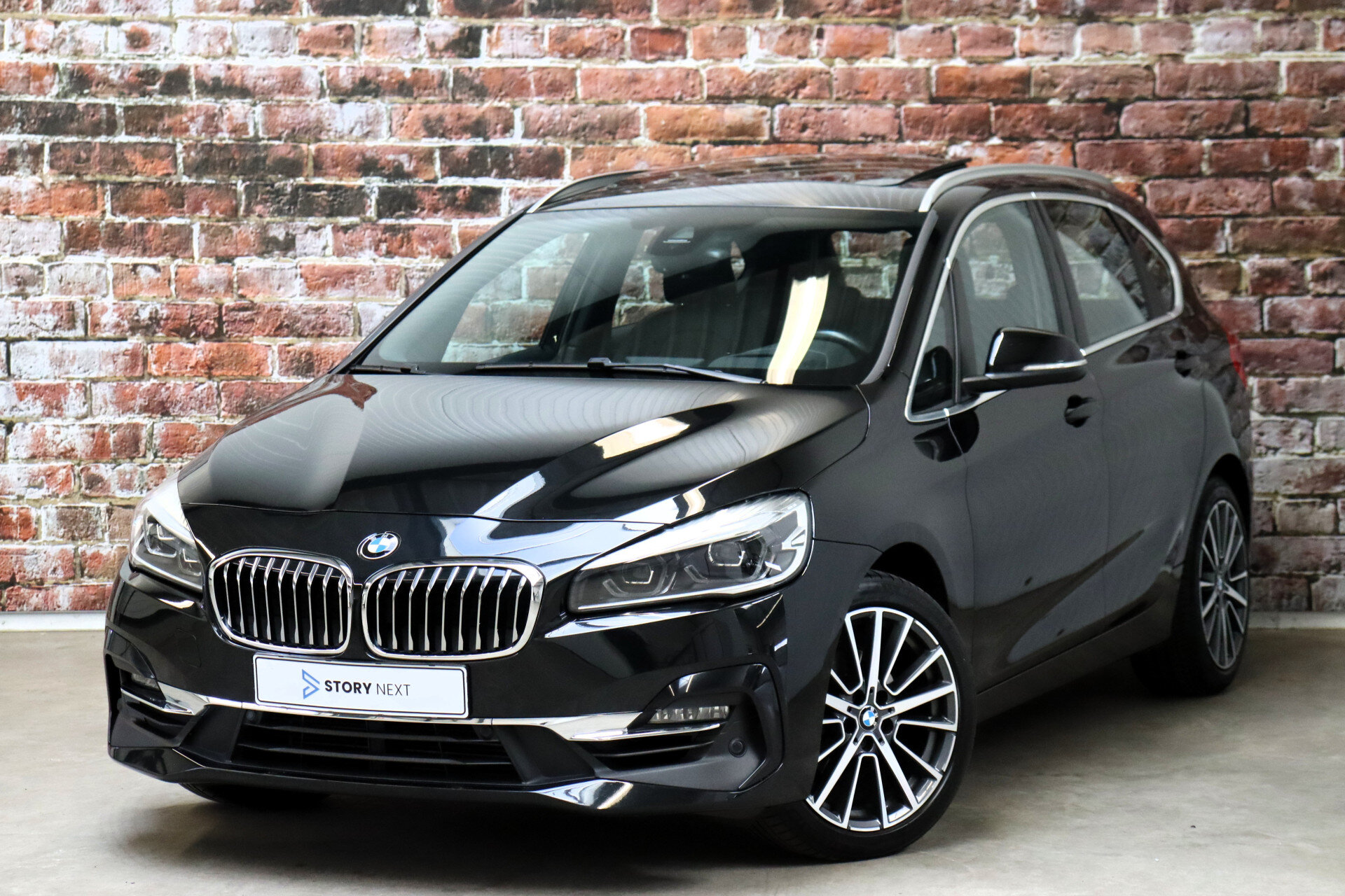 BMW 2 Serie Active Tourer 218i High Executive Luxury Line Automaat