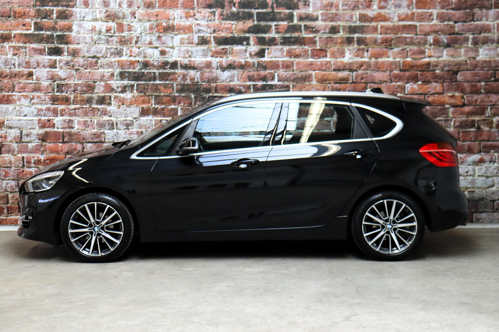BMW 2 Serie Active Tourer 218i High Executive Luxury Line Automaat - Afbeelding 3