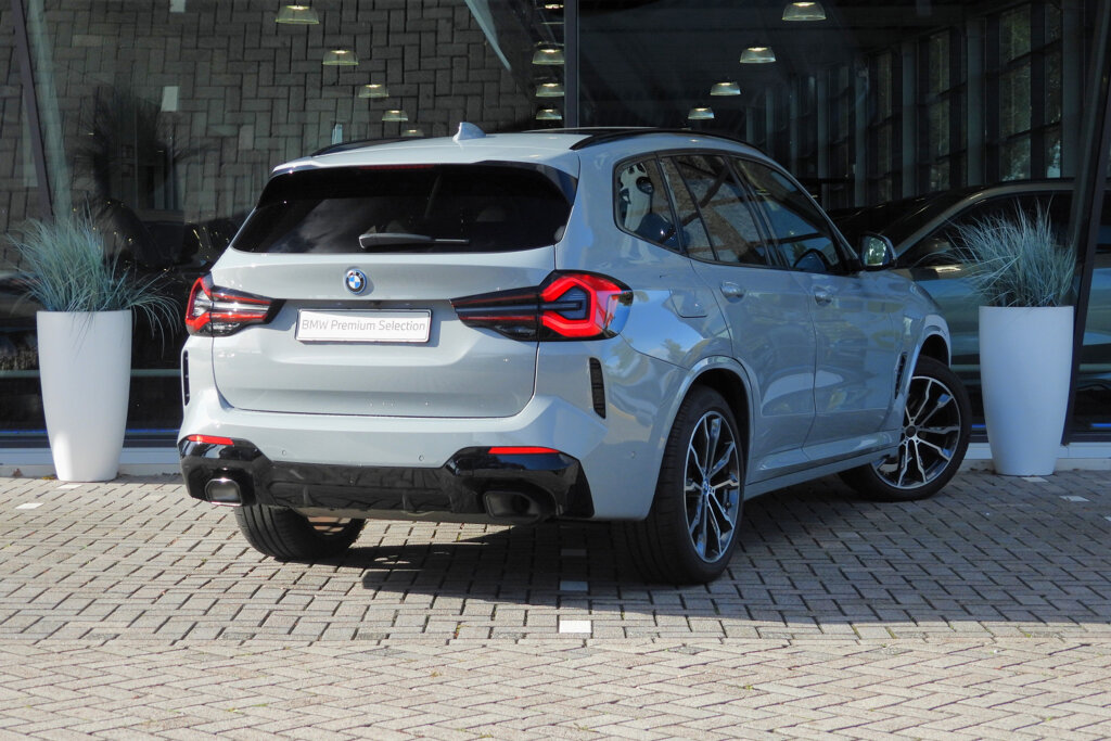 BMW X3 4