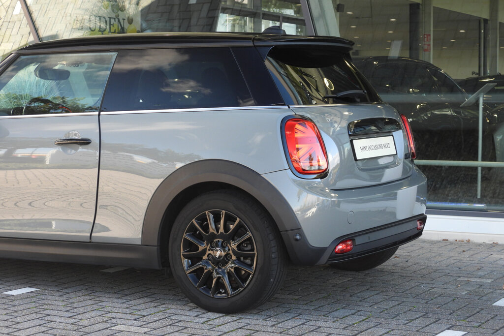 MINI Electric 15