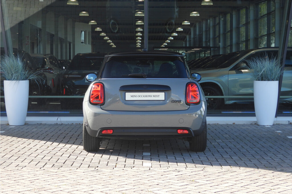 MINI Electric 16