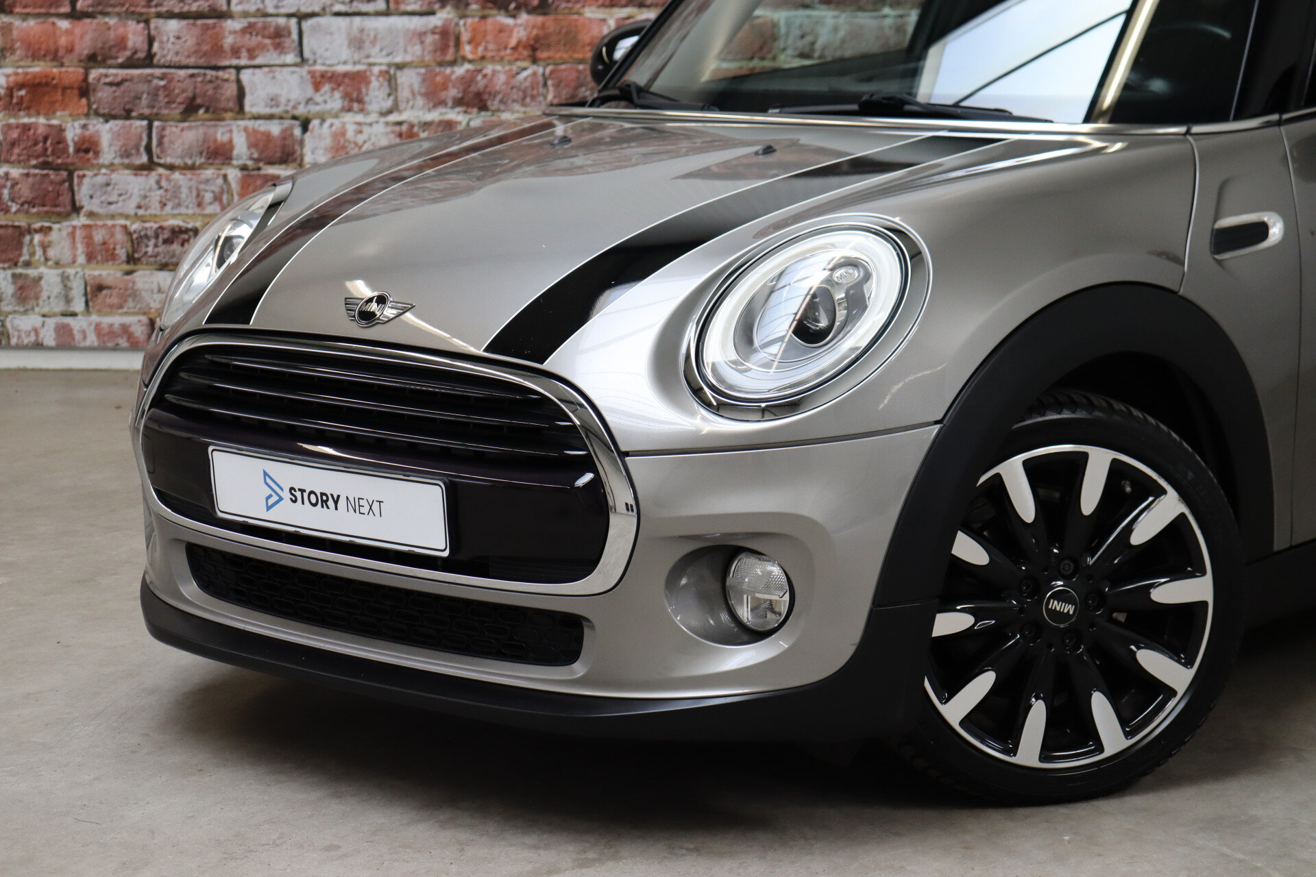 MINI Cooper Hatchback Serious Business 5 deurs - Afbeelding 2