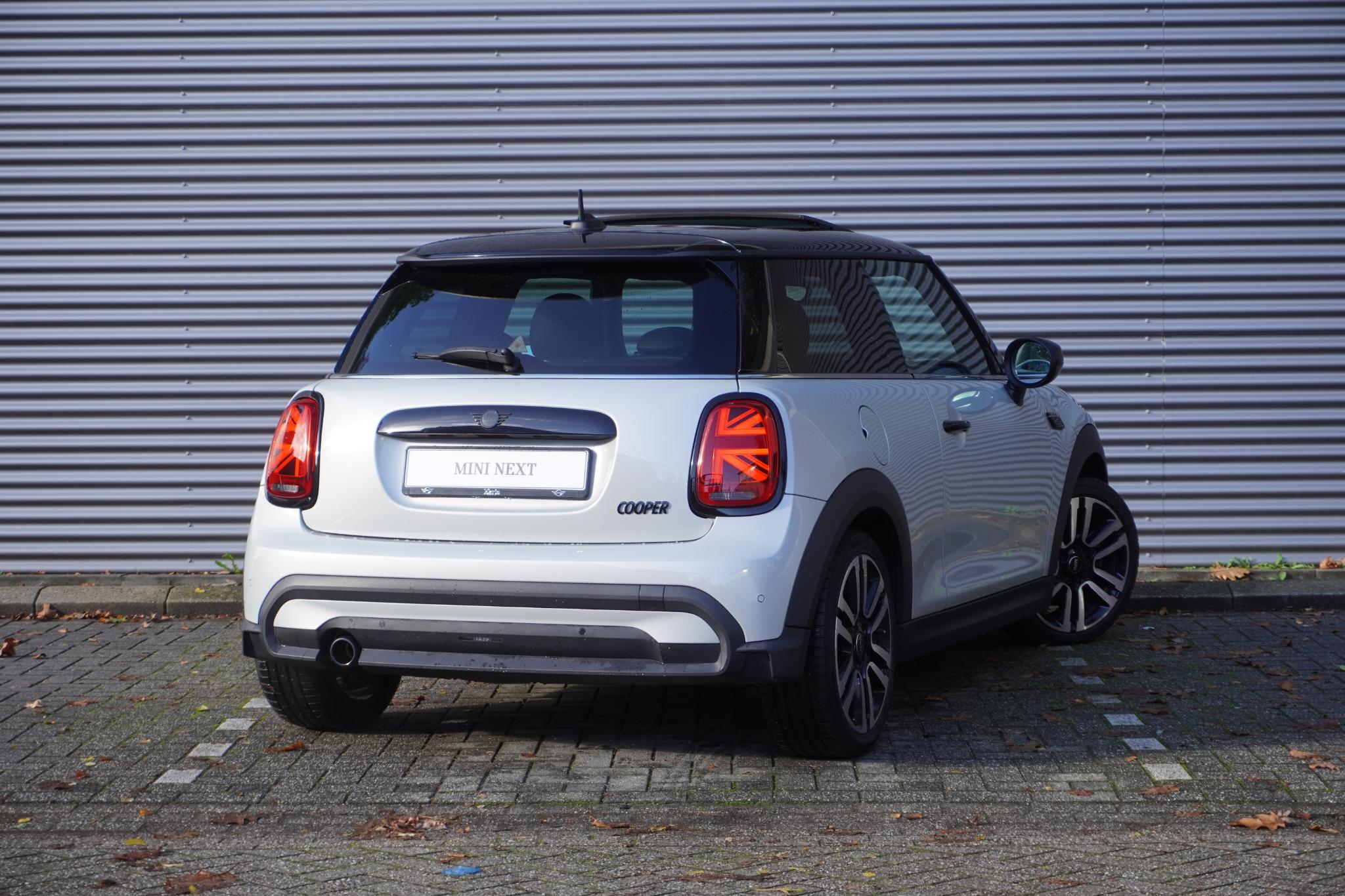 MINI 3-deurs Cooper C - Afbeelding 2