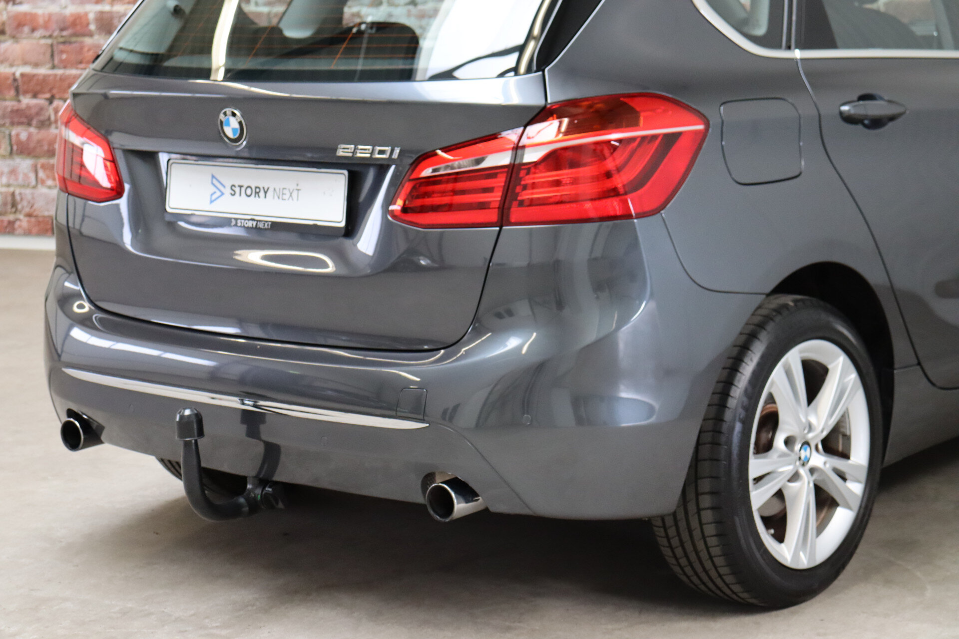 BMW 2 Serie Active Tourer 220i High Executive Luxury Line Automaat - Afbeelding 5