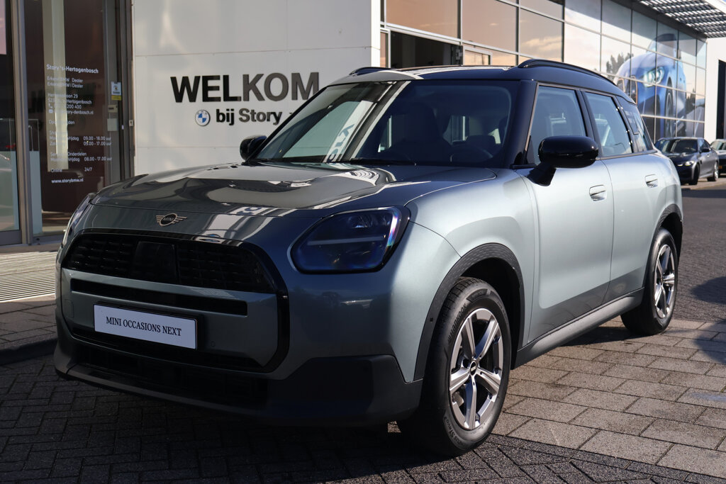 MINI Countryman 5