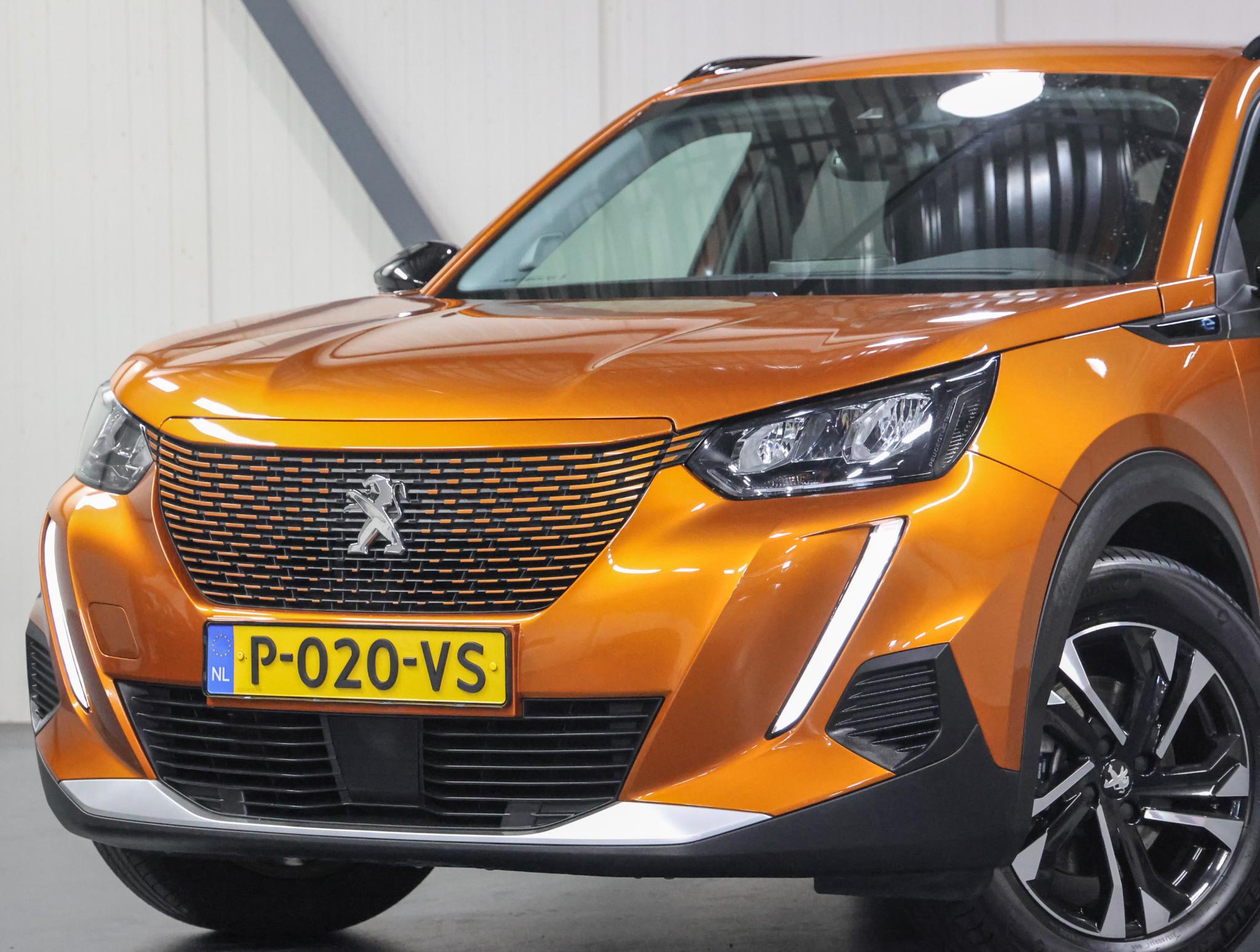 Peugeot e-2008