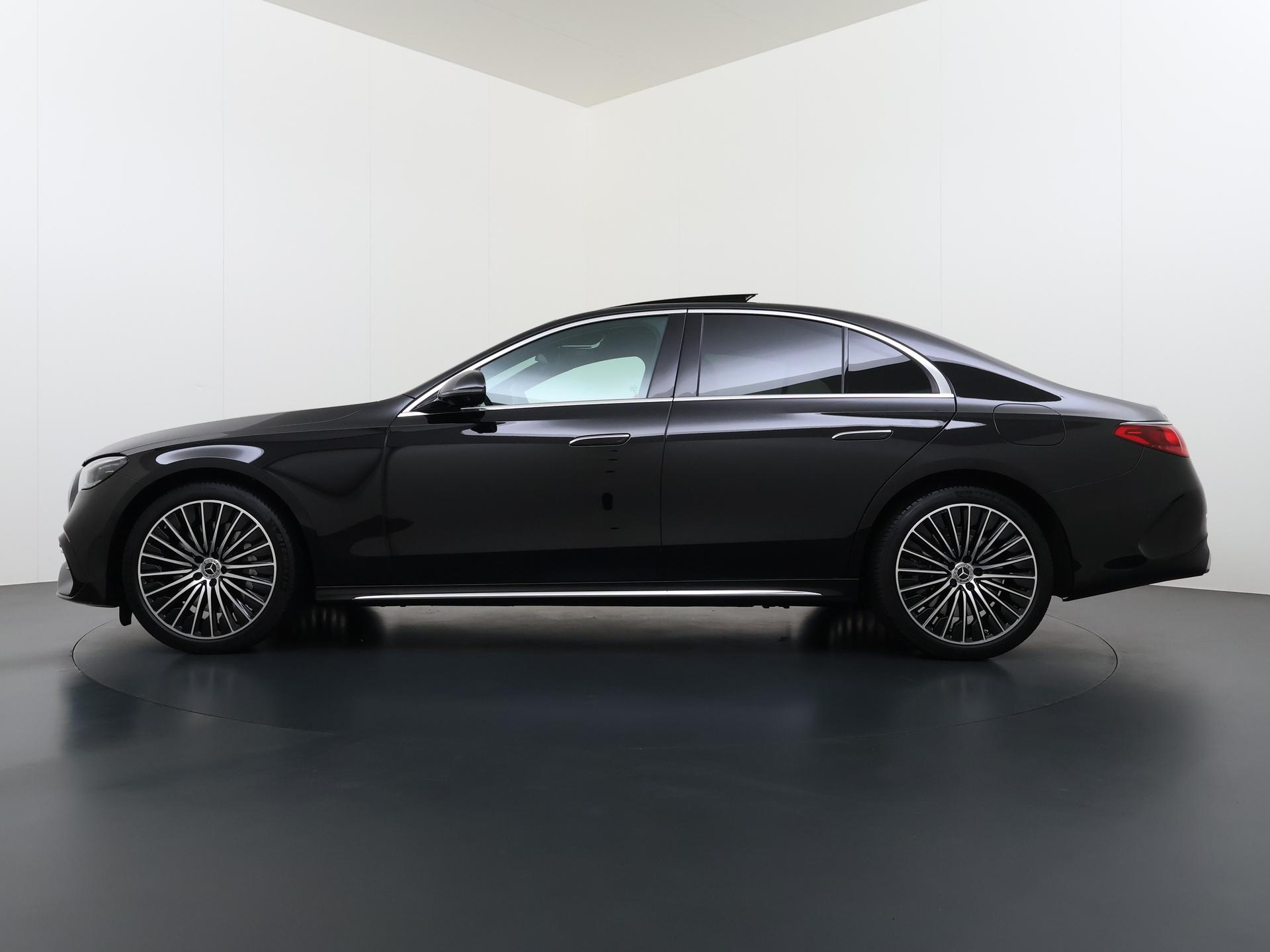 Mercedes-Benz E-klasse 300 e 4MATIC AMG Line - Afbeelding 2