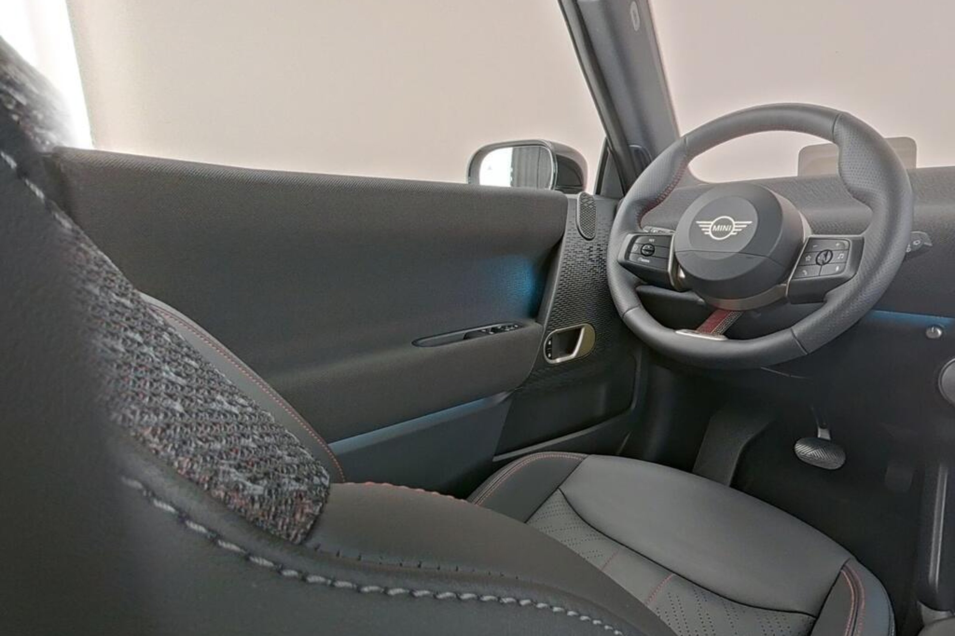MINI Electric Hatchback Cooper SE / JCW / Pakket M