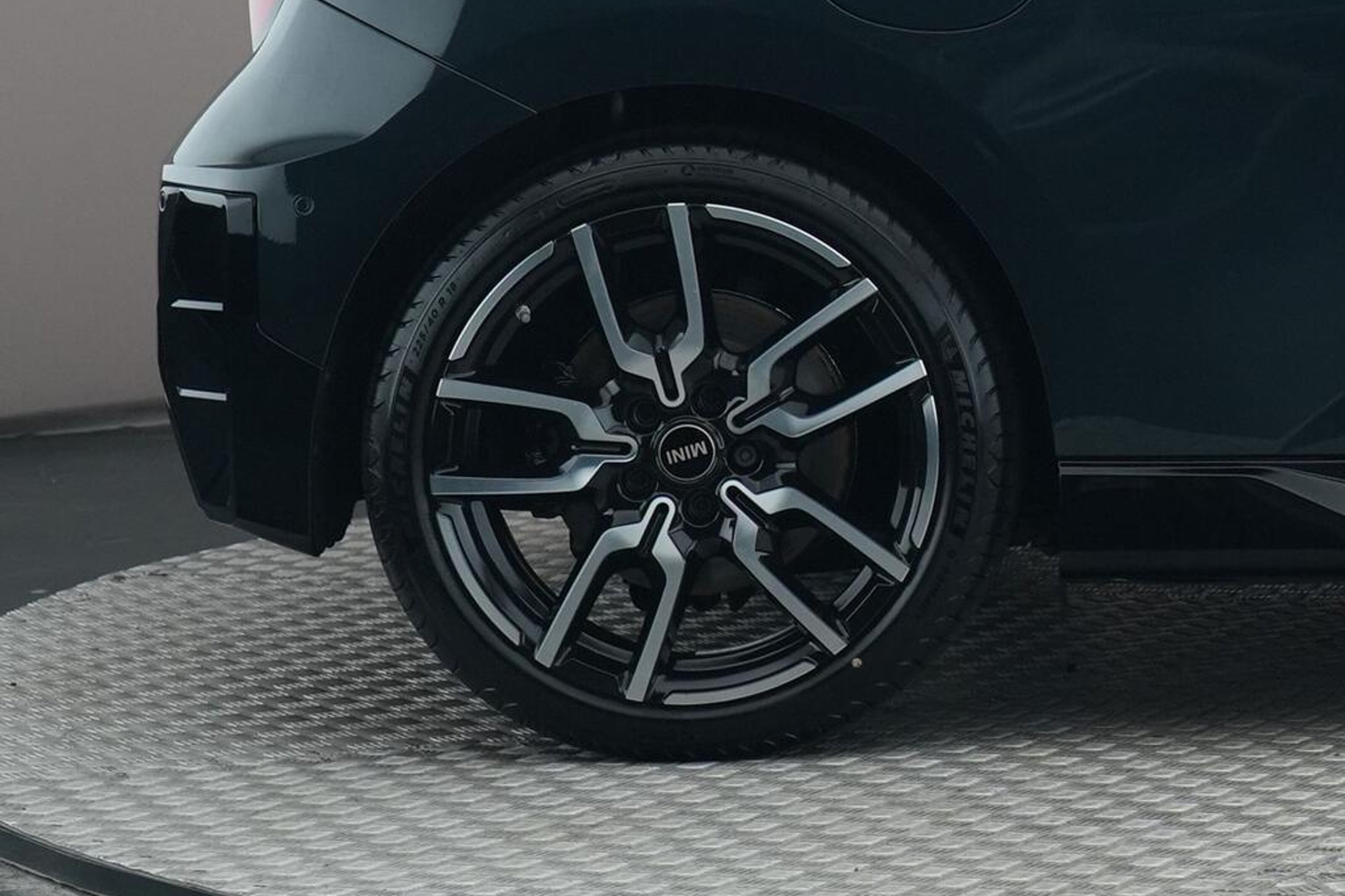MINI Electric Hatchback Cooper SE / JCW / Pakket M