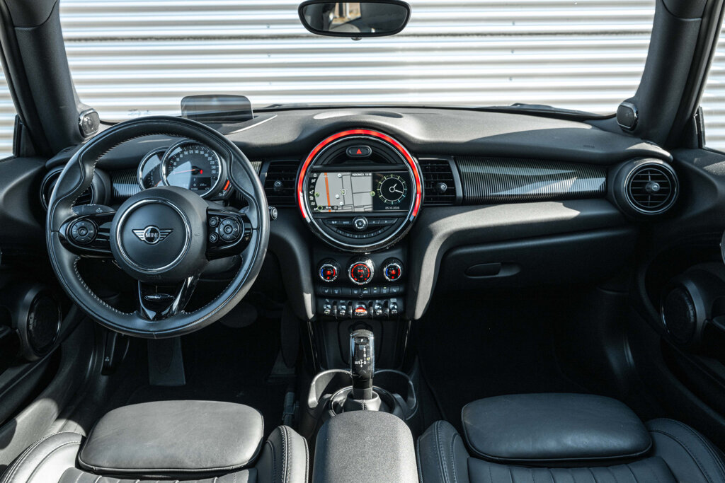 MINI Cooper 9