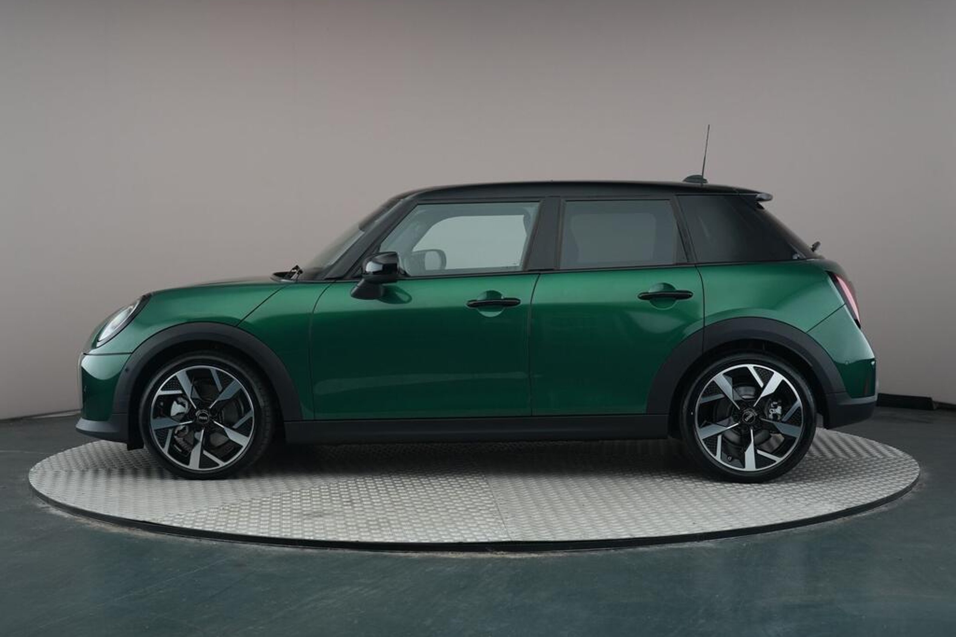 MINI 5-Deurs 7