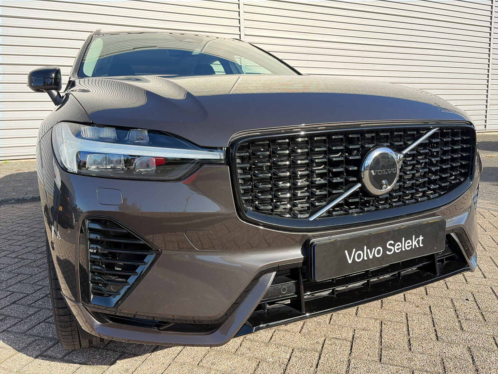 Volvo XC60 T6 Plug-in hybrid AWD Ultra Dark - Afbeelding 4