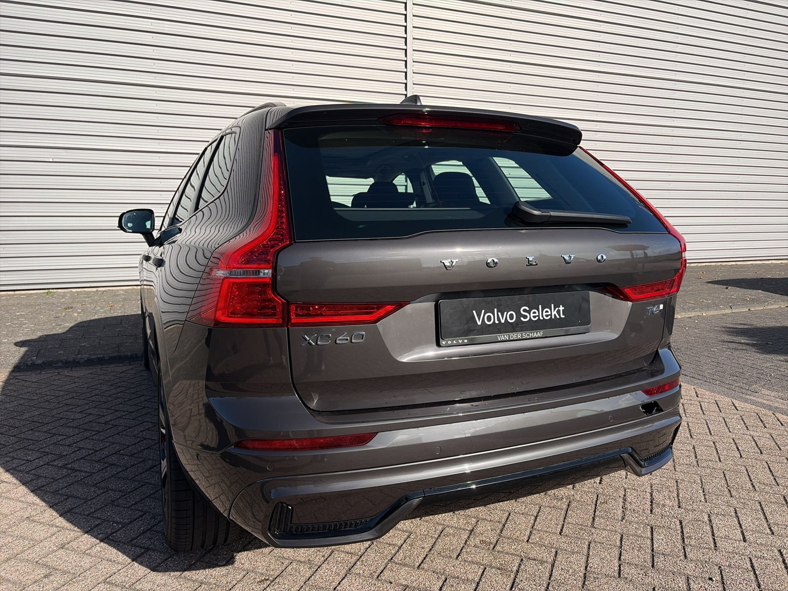 Volvo XC60 T6 Plug-in hybrid AWD Ultra Dark - Afbeelding 5