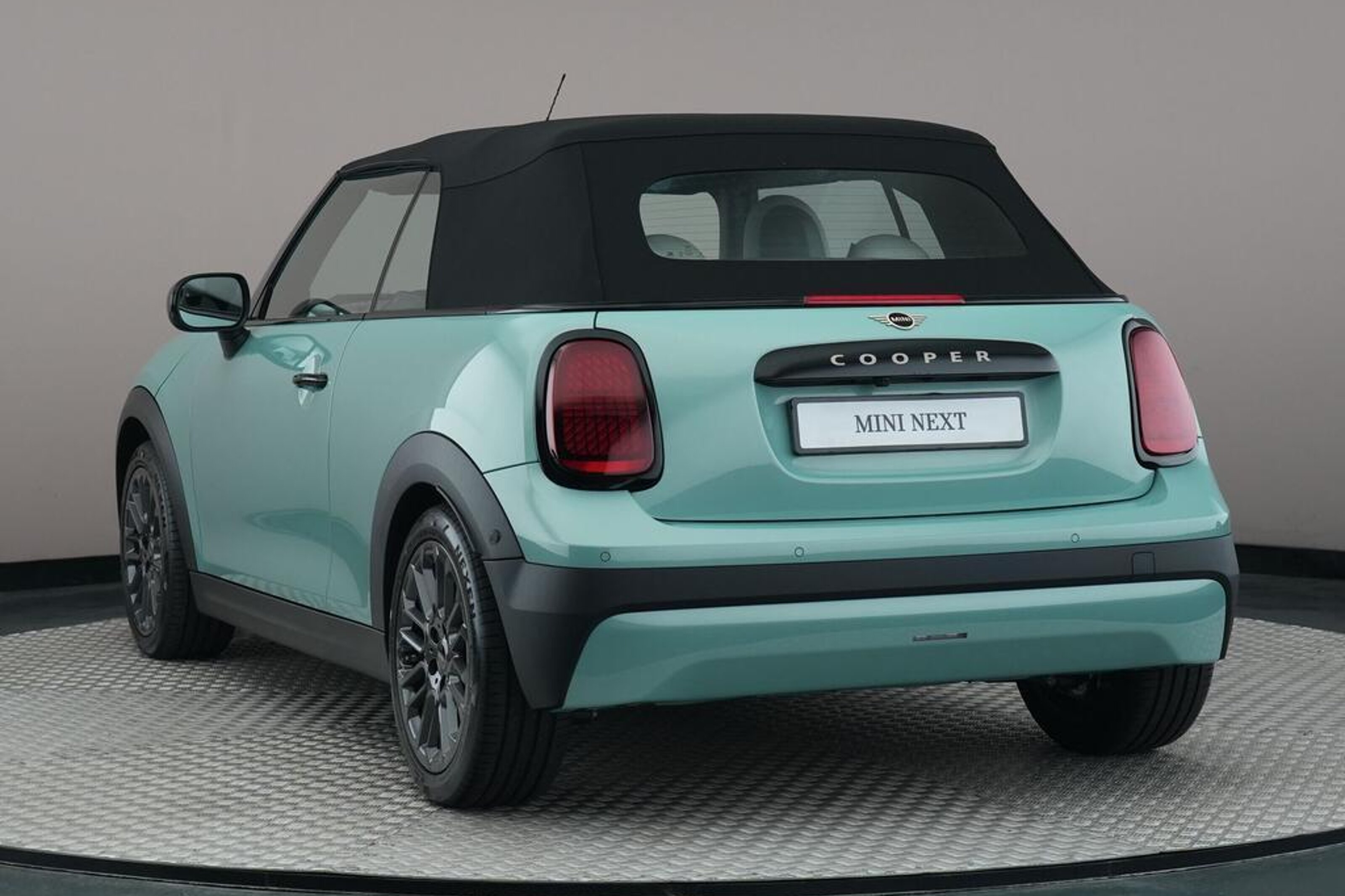 MINI Cooper Cabrio C Automaat / Favoured / Pakket M