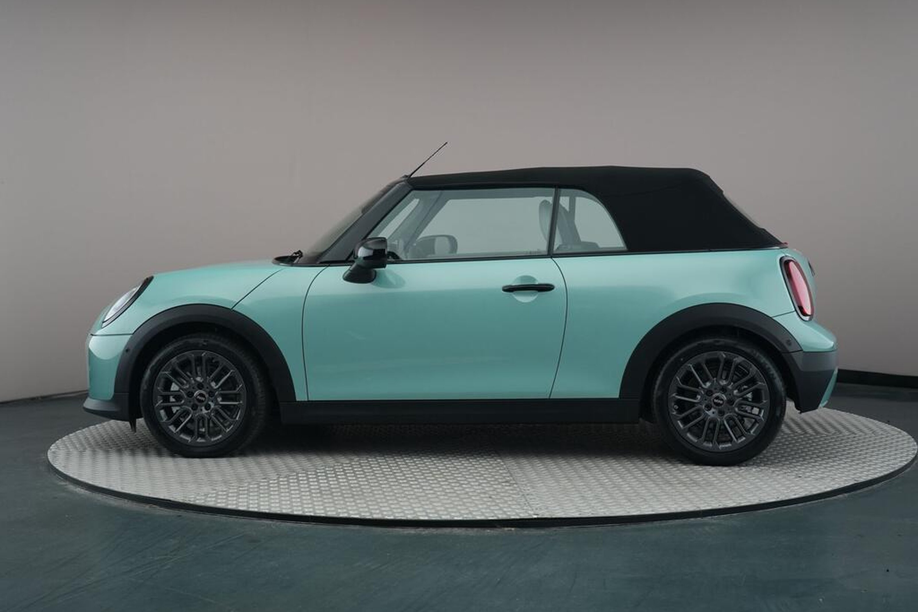 MINI Cooper Cabrio 7