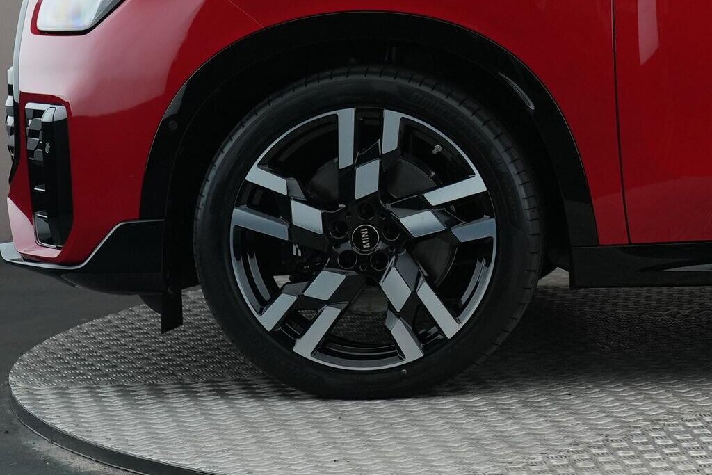 MINI Countryman 4