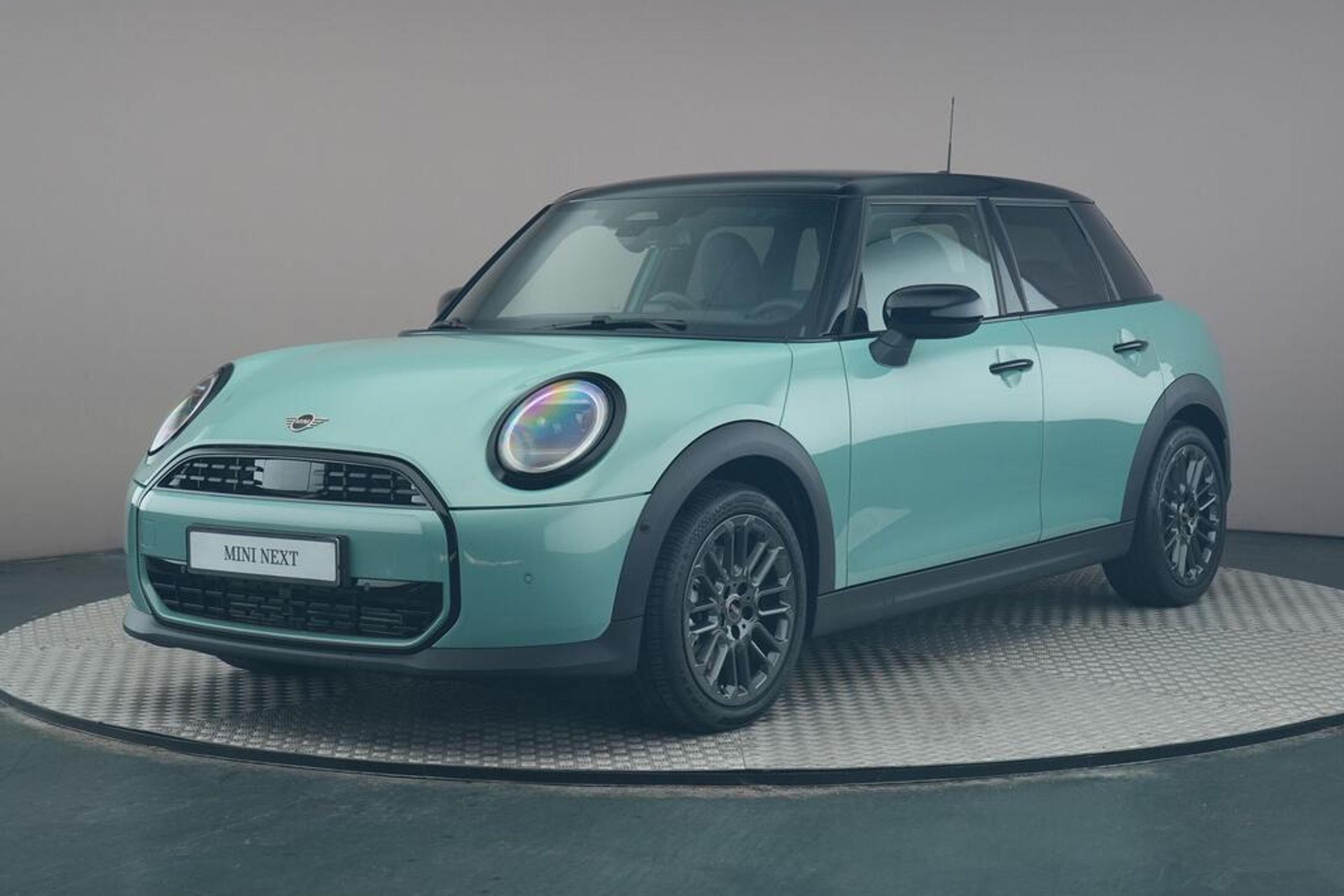 MINI 5-Deurs Hatchback Cooper C Automaat / Classic / Pakket S