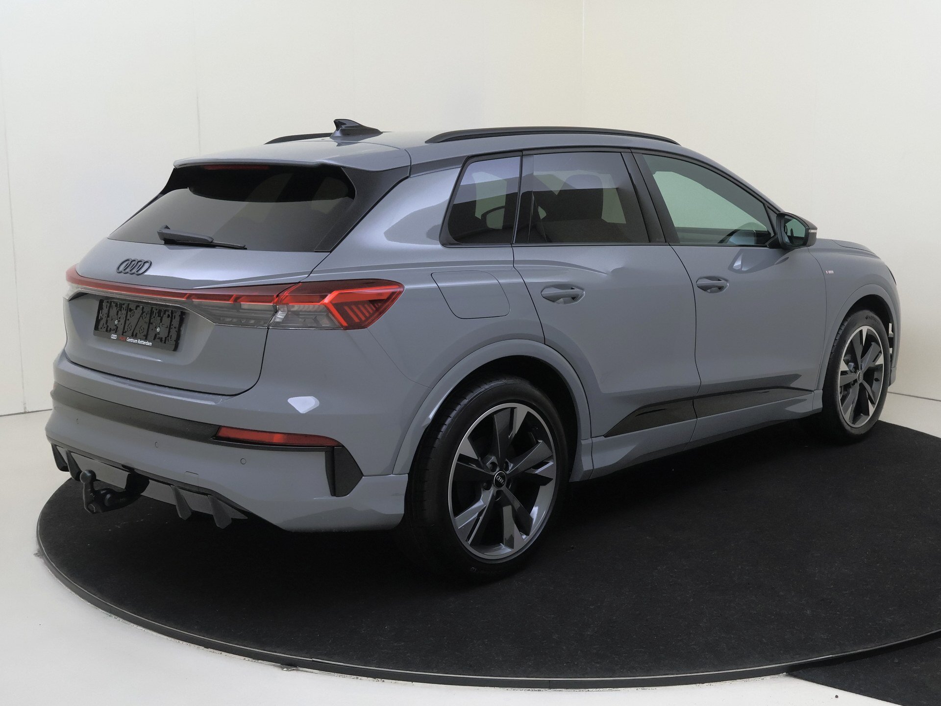 Audi Q4 e-tron Performance S edition - Afbeelding 2