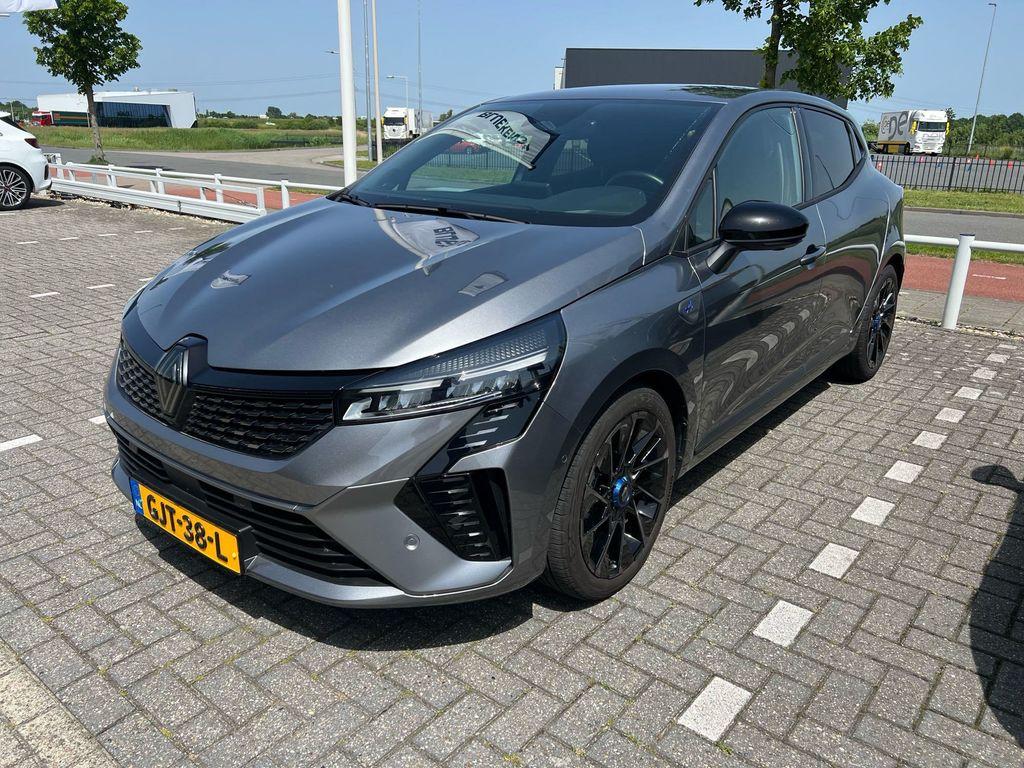 Renault Clio esprit Alpine full hybrid E-Tech 145