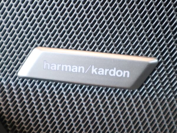 Harman-Kardon sound system Harman-Kardon sound system