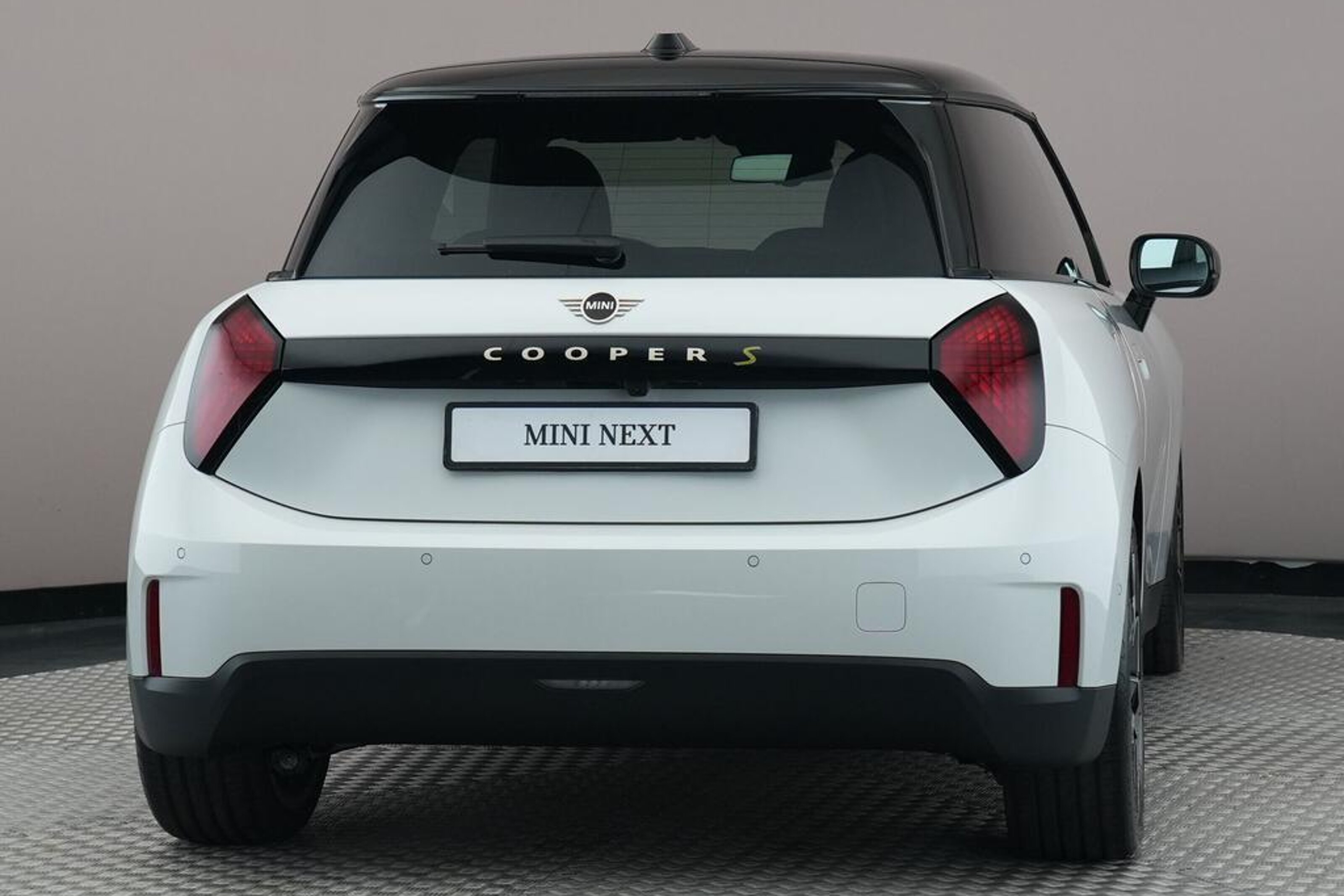 MINI Electric 6
