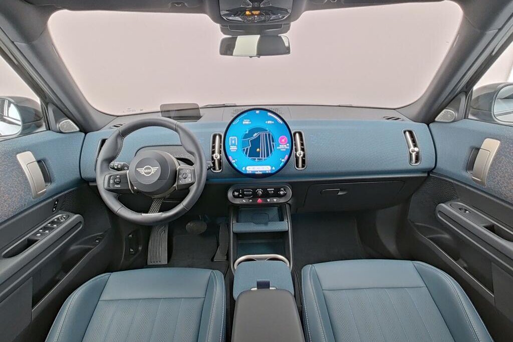MINI Countryman 8