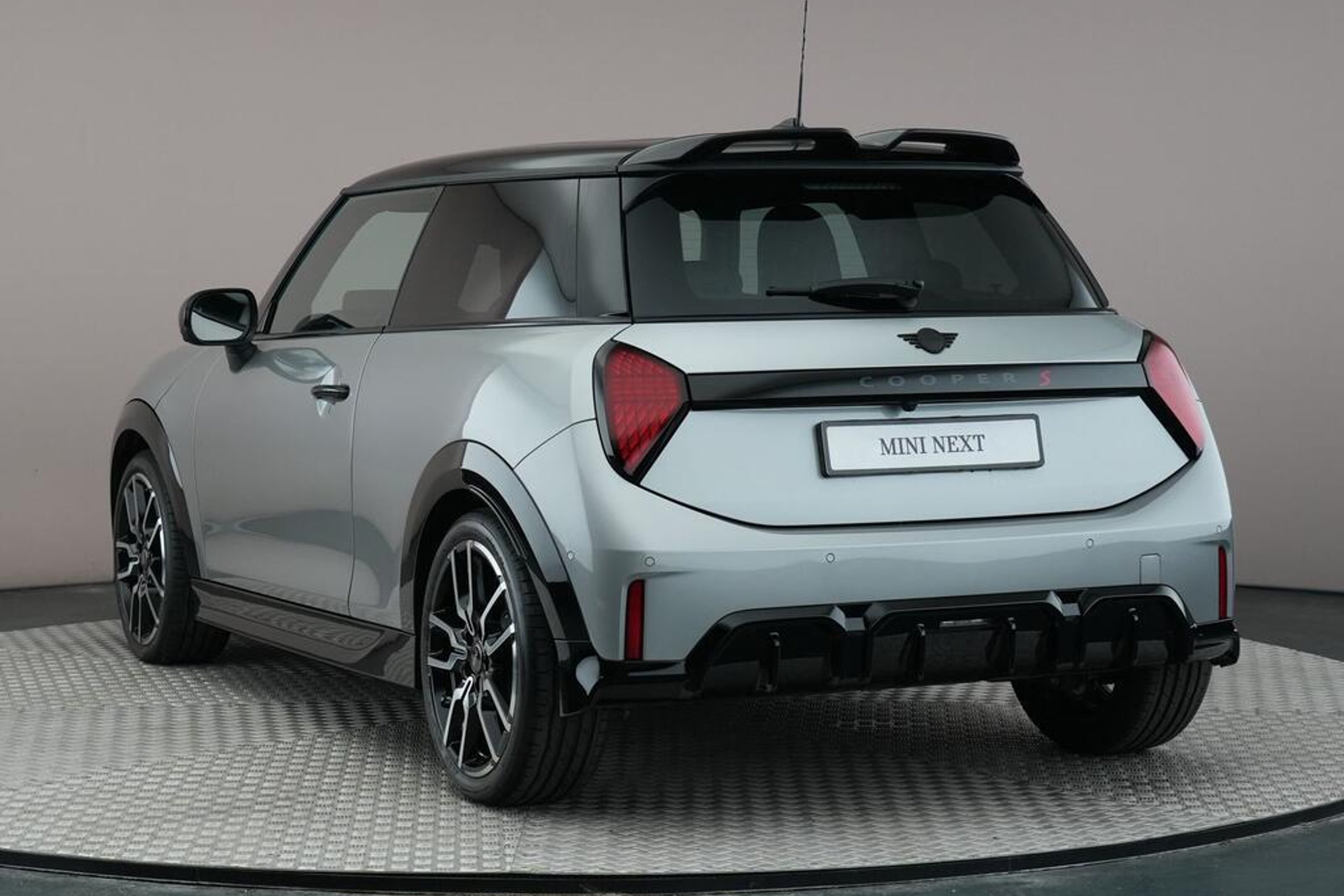MINI 3-Deurs Hatchback Cooper S Automaat / John Cooper Works / Pakket XL