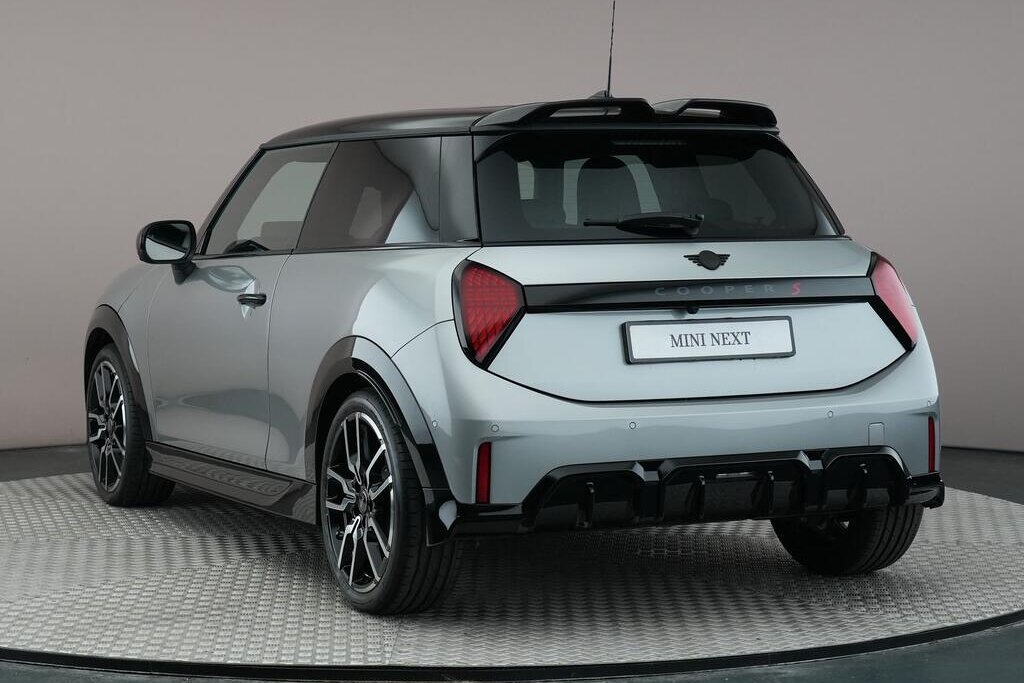 MINI 3-Deurs 2