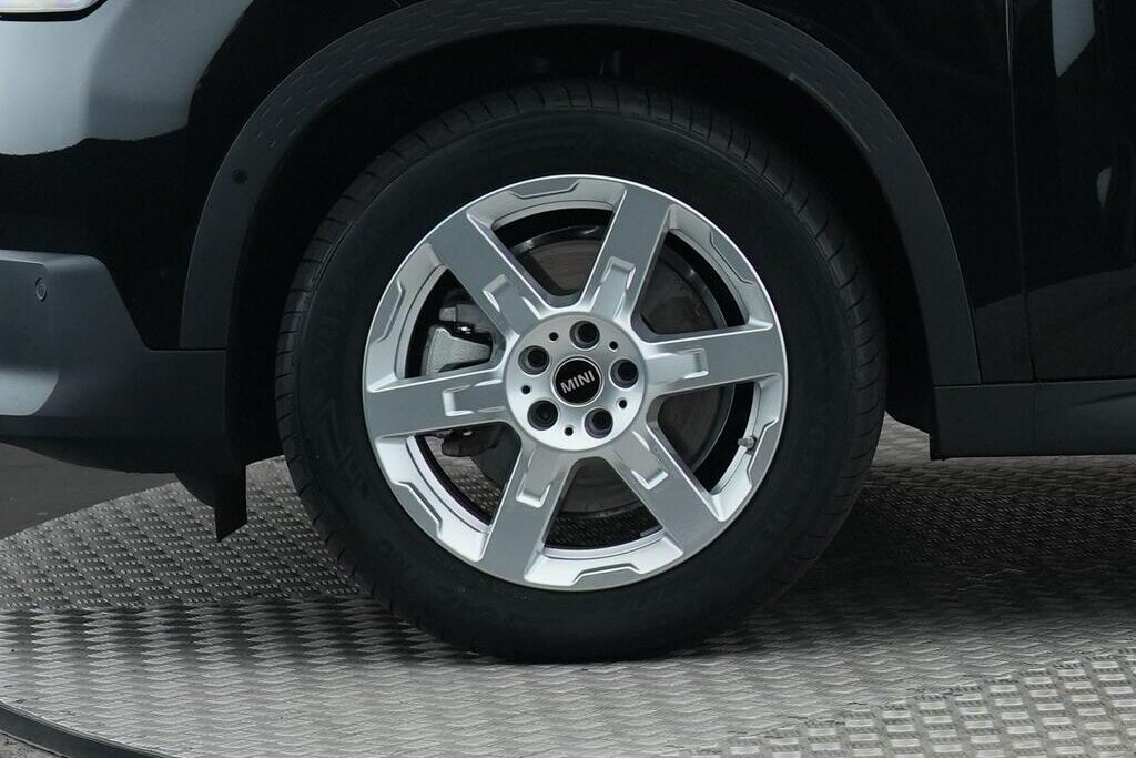 MINI Countryman 4