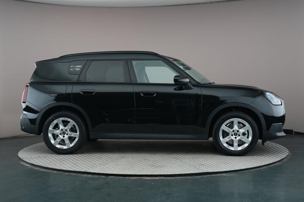 MINI Countryman 17