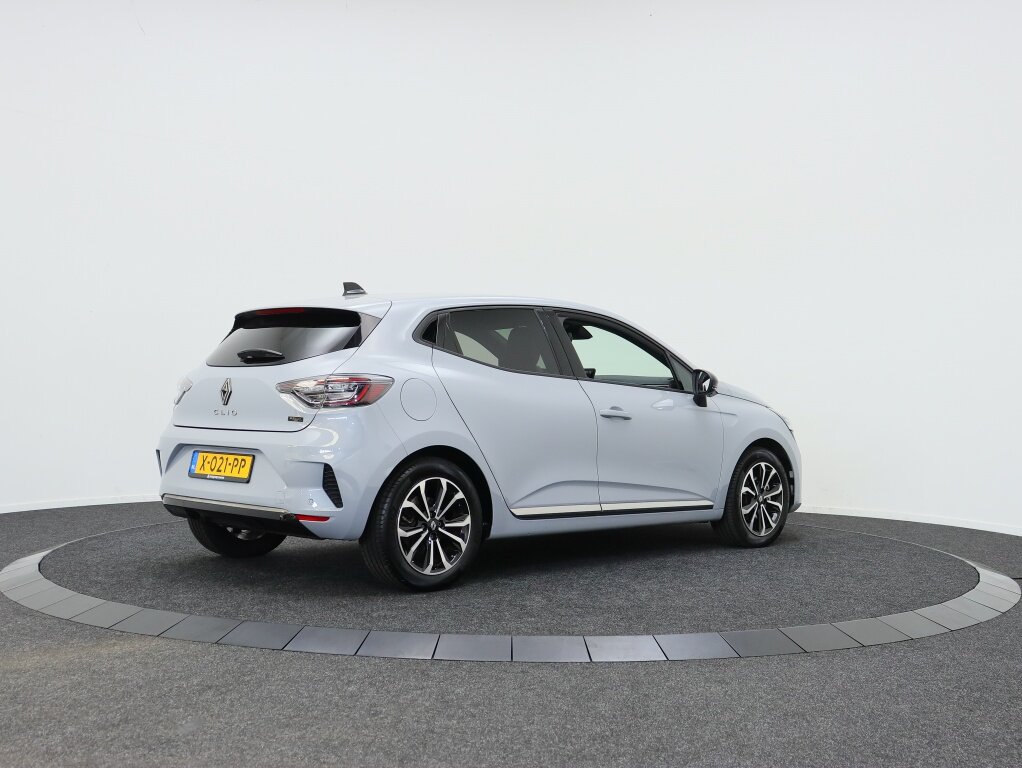 Renault Clio 1.6 E-Tech Full Hybrid 145 techno | Camera | Cruise Control | automaat |
