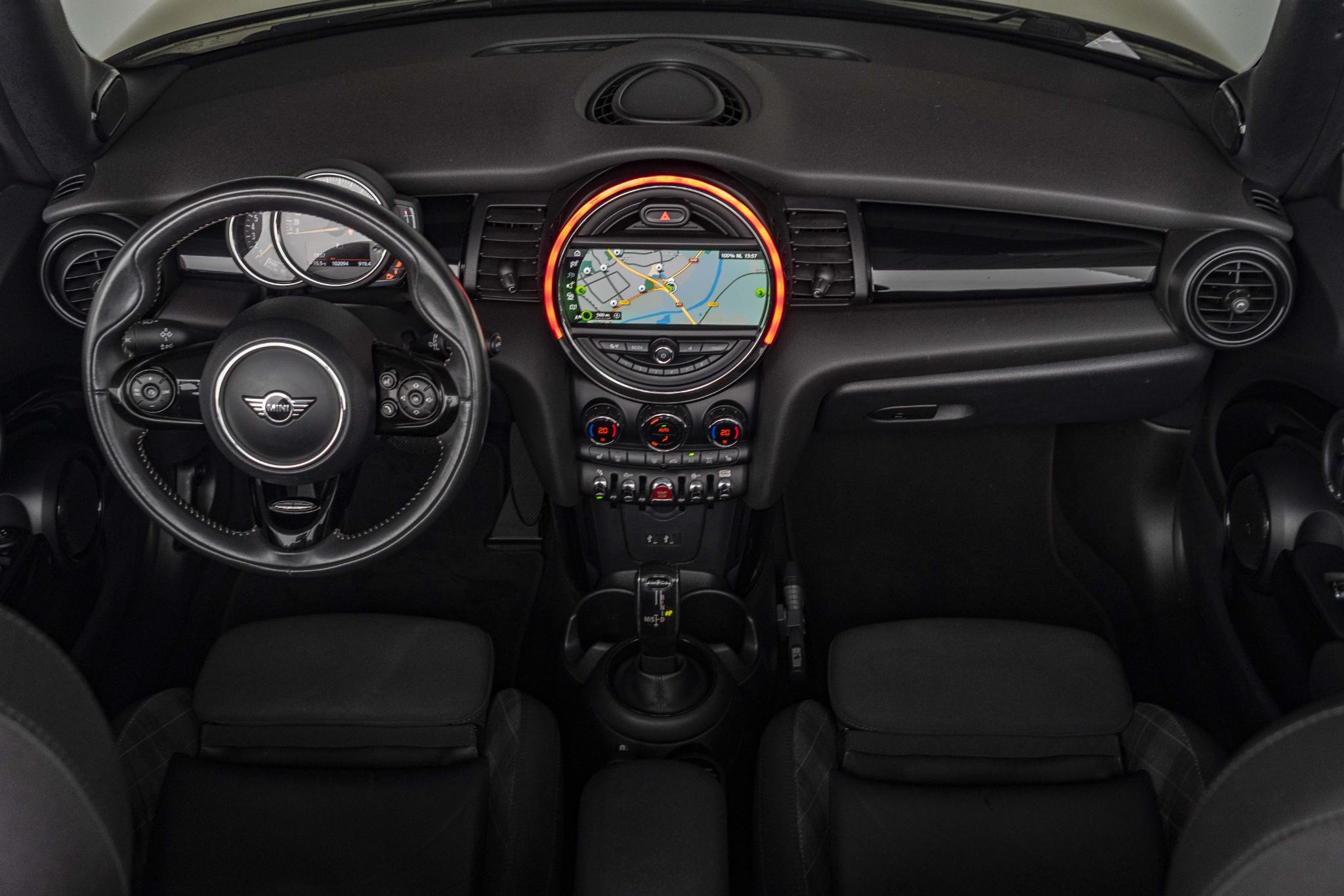 MINI Cabrio Cooper S - Afbeelding 3