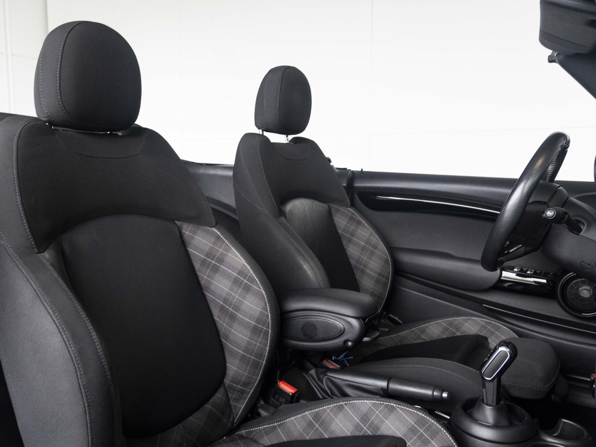 MINI Cabrio Cooper S - Afbeelding 4