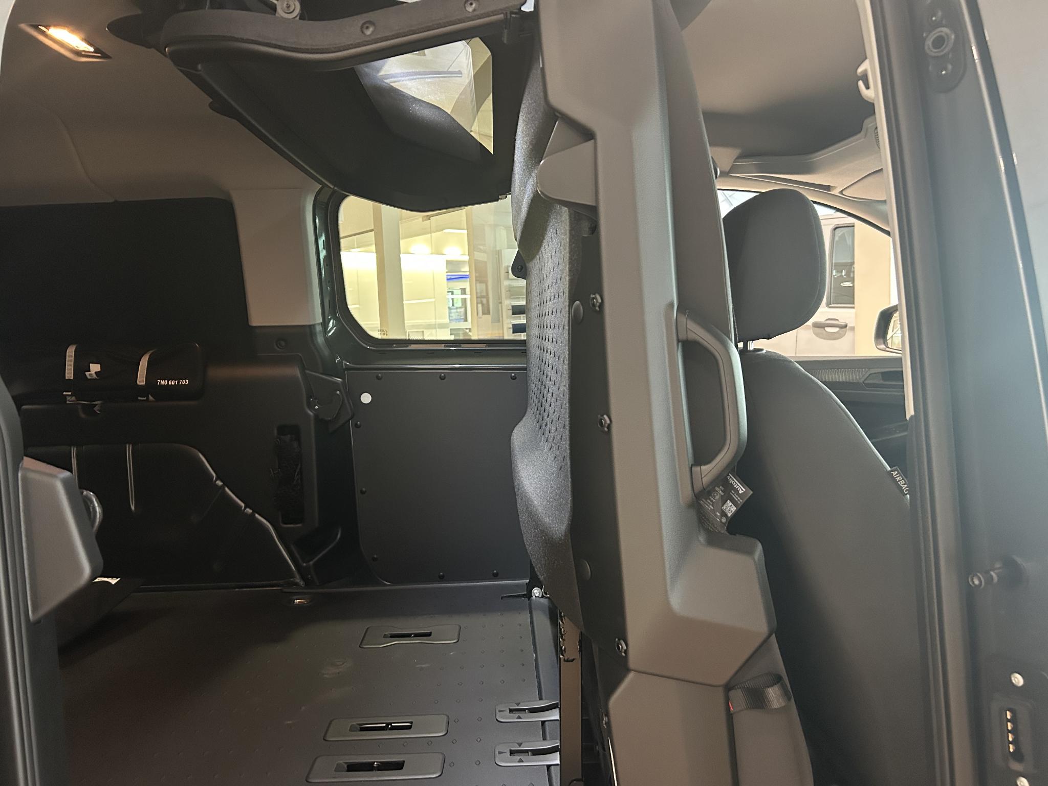 Volkswagen Bedrijfswagens Caddy Flexible Maxi Limited Edition 1.5 eHybrid 115pk - Afbeelding 4